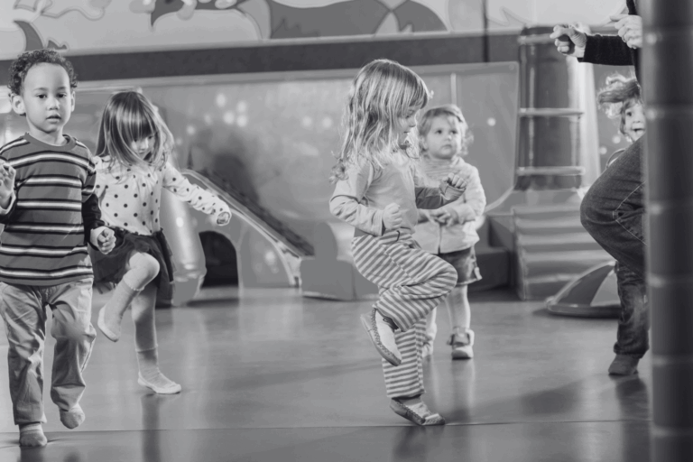 Mini-Zic, Mini-Danse Mini-Zic, Mini-Danse éveil corporel éveil musical